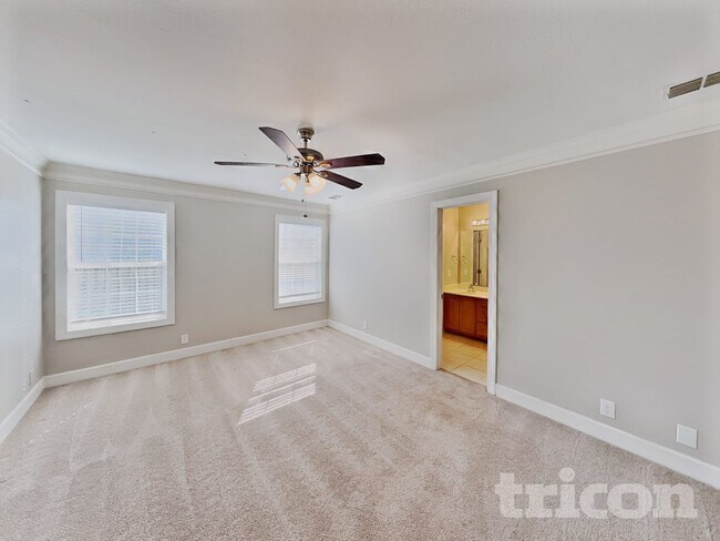 Building Photo - 947 Lavergne Ln