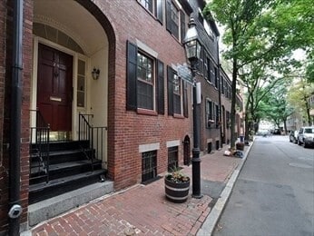Primary Photo - 24 Fayette St