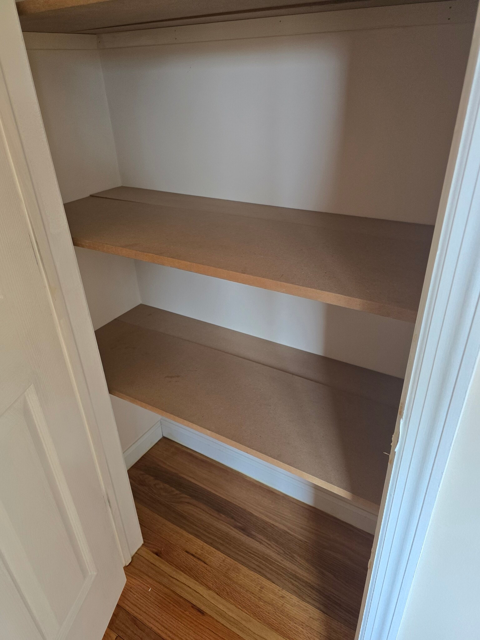 28 - Linen Closet - 100 5th Ave