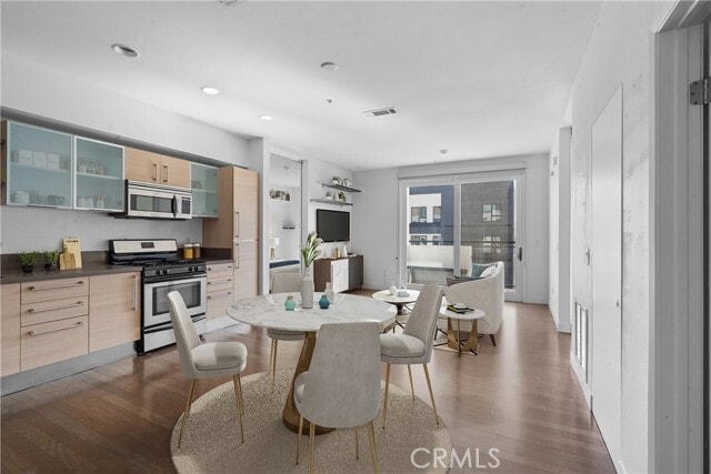 Building Photo - 1234 Wilshire Blvd