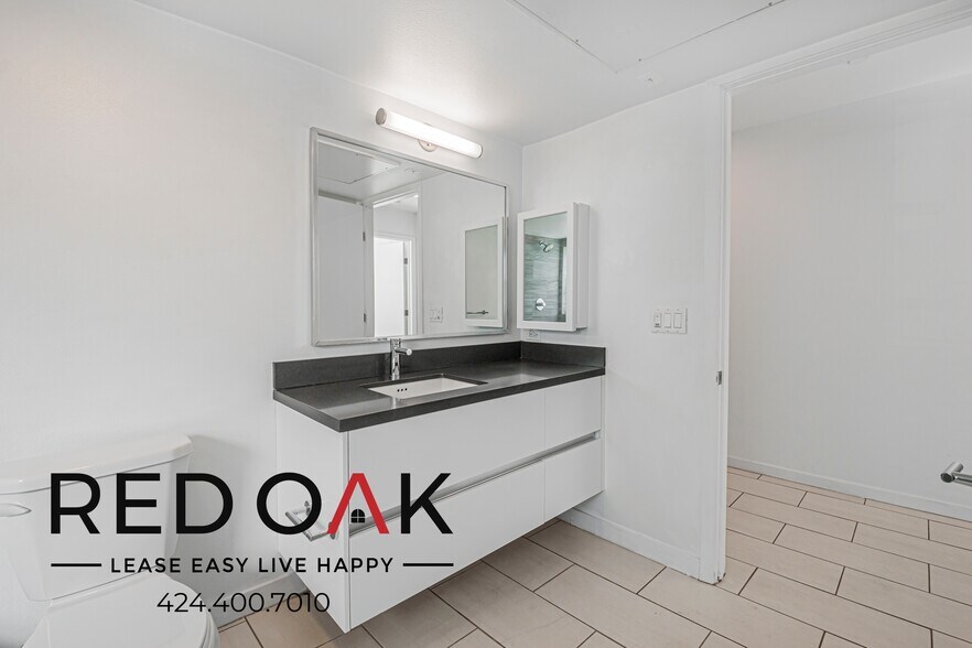 Building Photo - 2409 Griffith Park Blvd