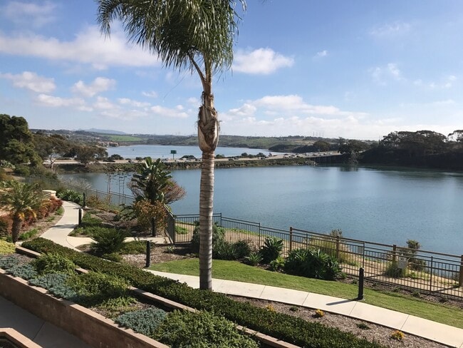 Building Photo - Major Ocean & Lagoon Views from this Beaut...