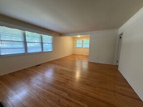 Building Photo - 1312 Ridge Rd