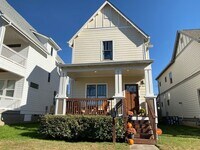 Building Photo - Craftsman Inspired 3 Bed/ 2.5 Bath Home in Cleveland Park, Fenced Yard, Pet Friendly, Screened Po...