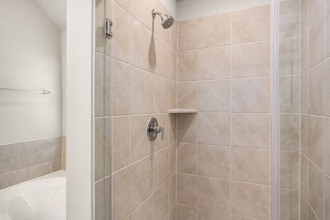 Building Photo - 21618 Coral Mist Dr
