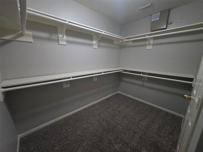 Building Photo - 3602 Brookstone Ct