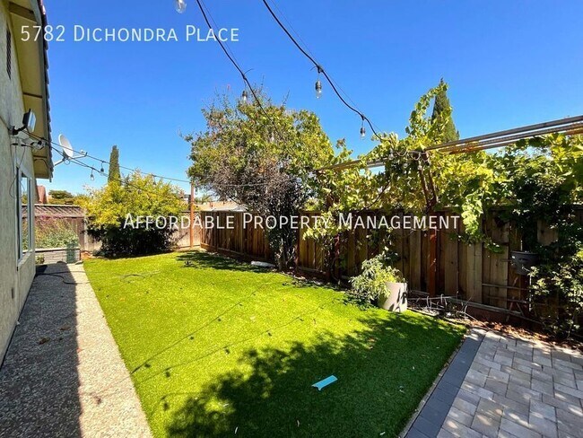 Building Photo - 5782 Dichondra Pl