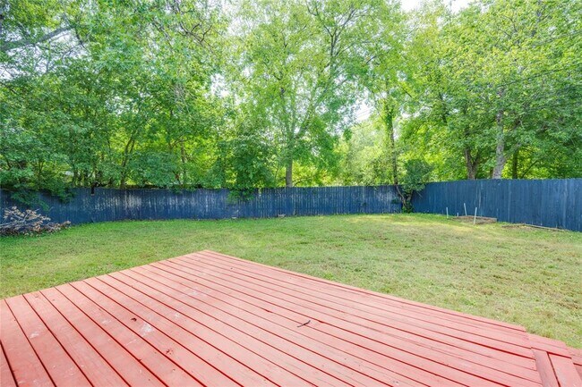 Building Photo - 5402 Chevy Cir