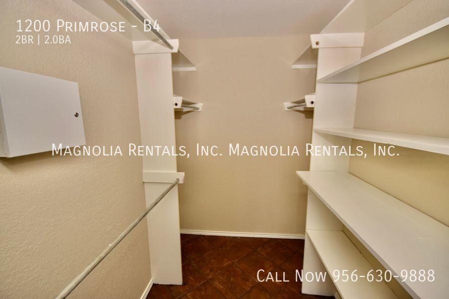 Building Photo - 1200 Primrose Ave W