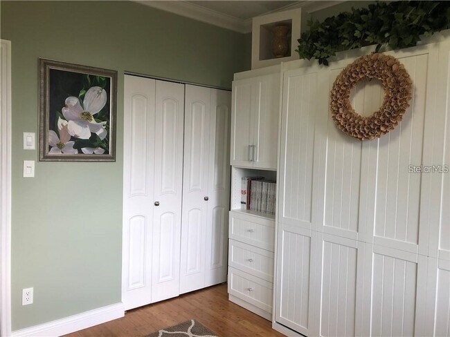 Building Photo - 7892 Sailboat Key Blvd S