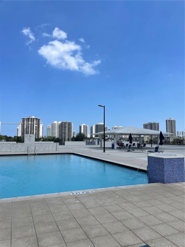 Building Photo - 2750 NE 183rd St