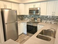 Building Photo - 7808 Sonoma Springs Cir