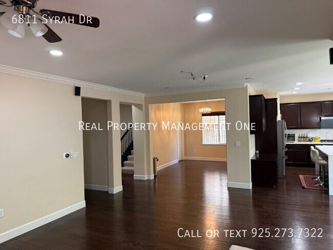 Building Photo - 6811 Syrah Dr