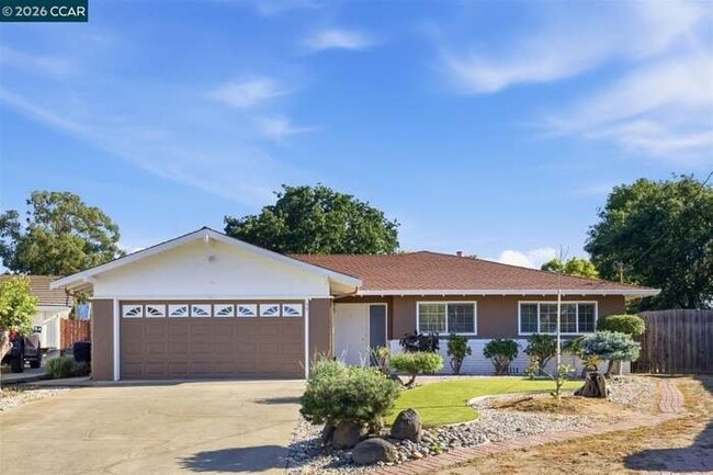 Building Photo - 55 Ceemar Ct