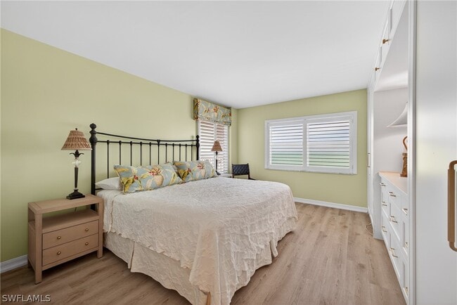 Building Photo - 3443 Gulf Shore Blvd N