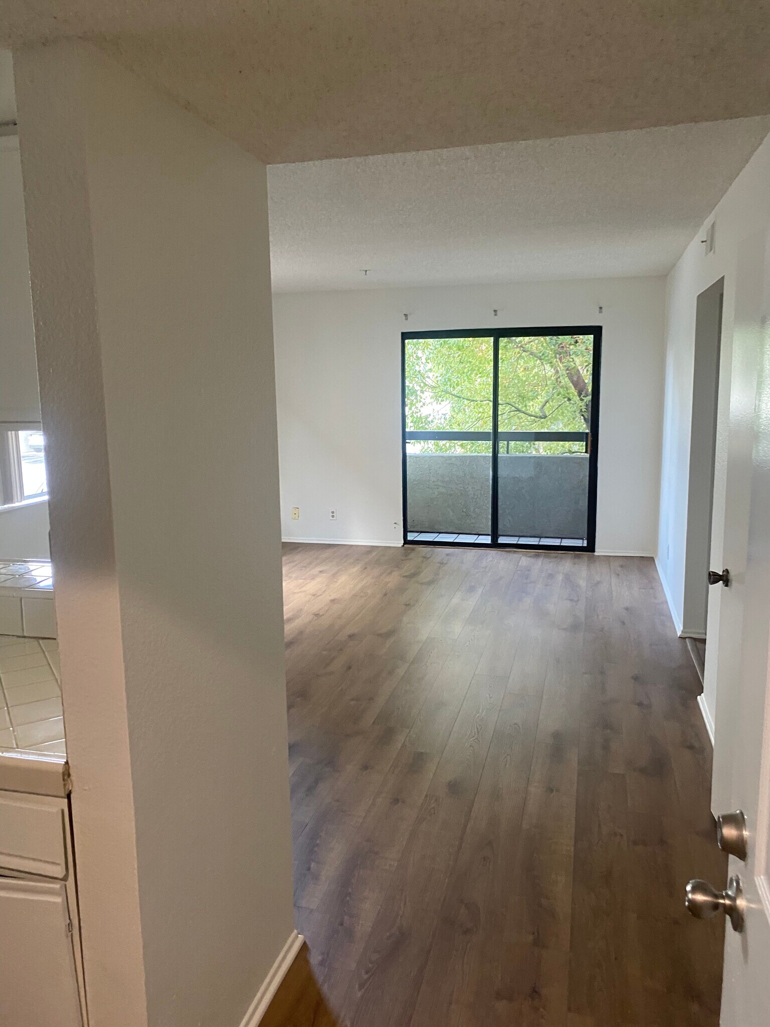 Building Photo - 2400 Seneca St