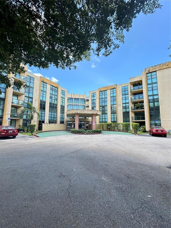 Primary Photo - 11750 SW 18th St