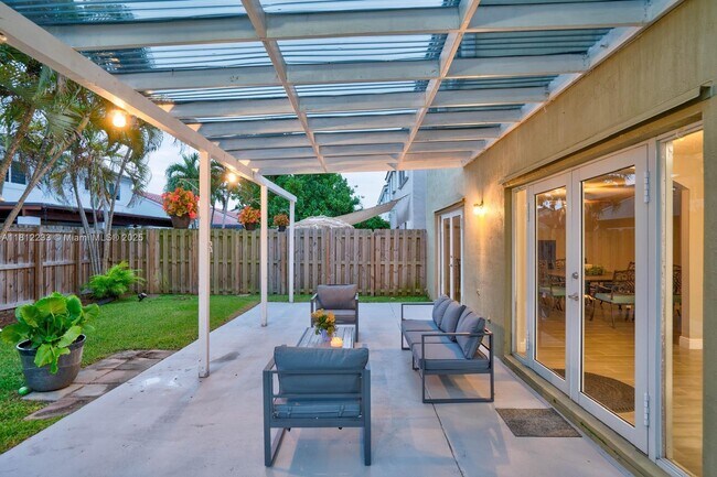 Building Photo - 7251 SW 158th Pl