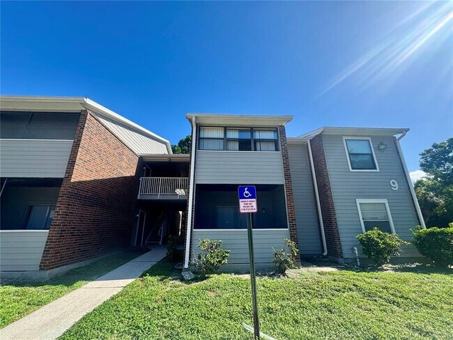 Primary Photo - 1400 Gandy Blvd N
