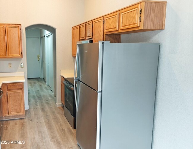 Building Photo - 8811 N 5th St