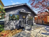 Building Photo - 3538 S Hudson St