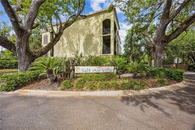 Building Photo - 150 Salt Air Dr