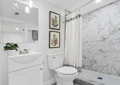 Building Photo - 5515 Hillen Rd