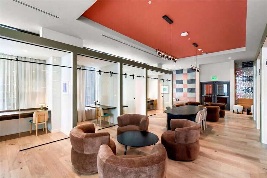 Building Photo - 11 NE 6th St