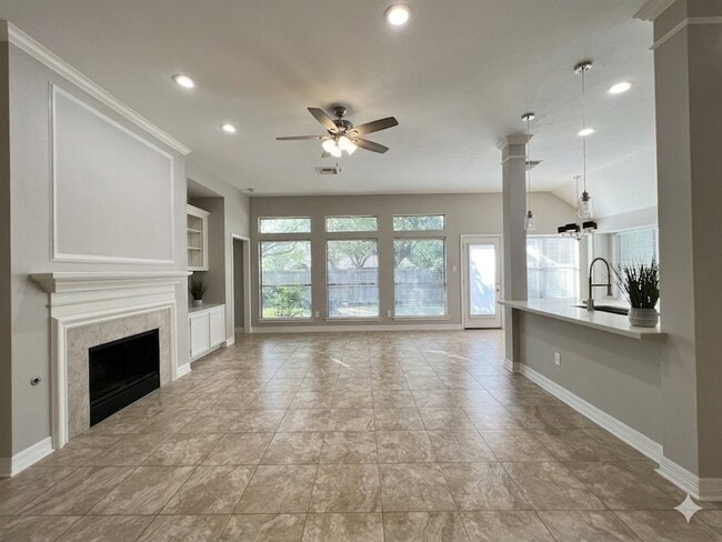 Building Photo - 3207 Ivy Bend Dr