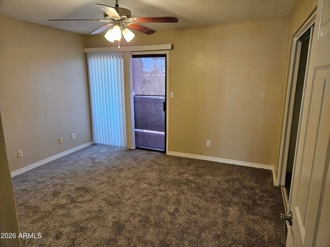 Building Photo - 935 N Granite Reef Rd