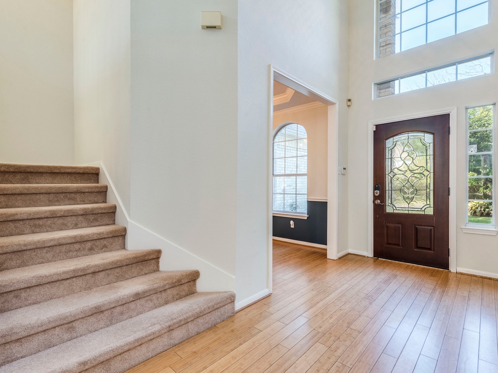Building Photo - 6911 Gentle Oak Dr