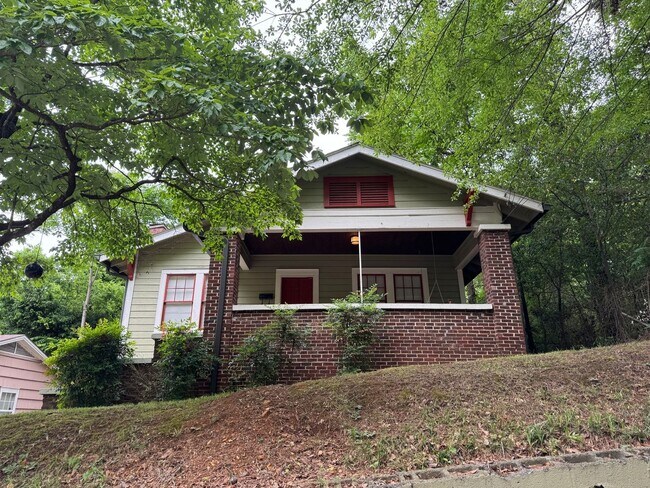 Building Photo - Charming 3BR House in Birmingham
