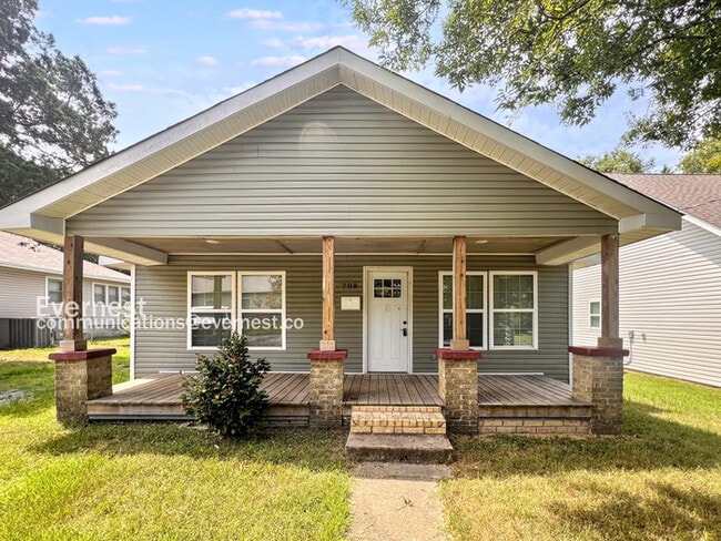 Primary Photo - 300 Kimball Loop