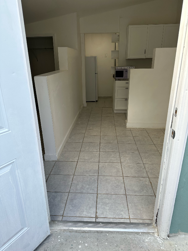 Building Photo - 2330 SW 48th Ave