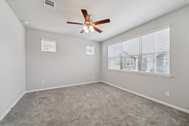 Building Photo - 5502 Cuerta St