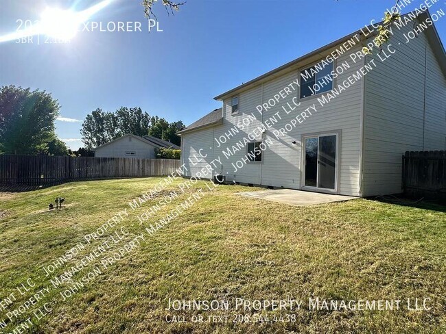 Building Photo - 2012 E Explorer Pl