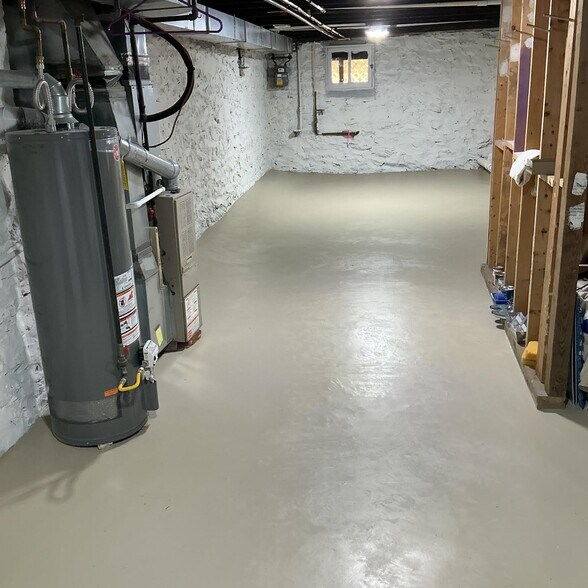Basement Ceilings 8+ - 3028 Remington Ave