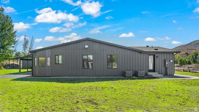 Building Photo - 4736 E 2650 N