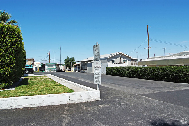 Building Photo - Capri Mobile Home Park