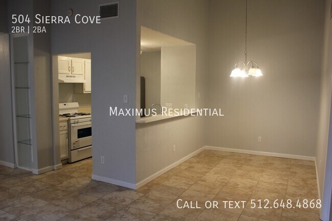 Building Photo - 504 Sierra Cove