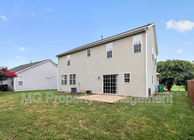 Building Photo - 16223 Circlegreen Dr