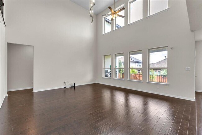 Building Photo - 2513 Cappelle Way