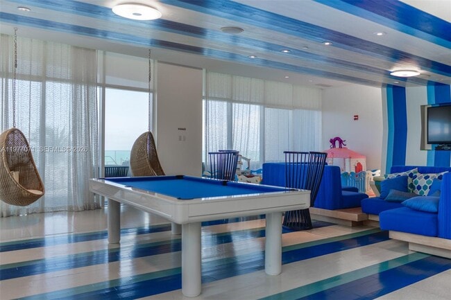 Building Photo - 3951 S Ocean Dr