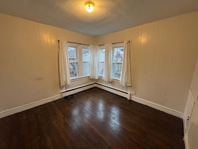 Building Photo - 12611 Franklin Blvd