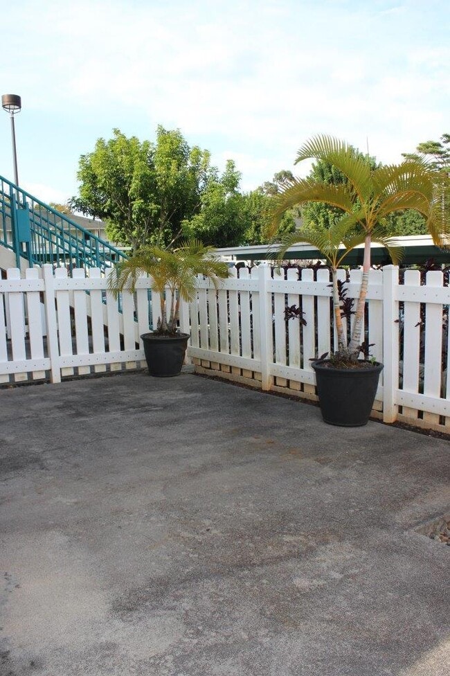 Building Photo - Havens of Ii Vistas - 3 bedroom, 2 bathroo...