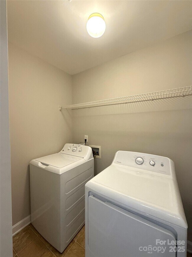 Building Photo - 14446 O'Casey Ln