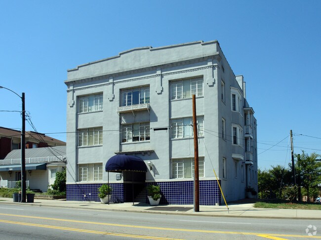 Building Photo - 409 Building