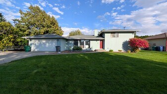 Building Photo - 5717 S Ferrall St