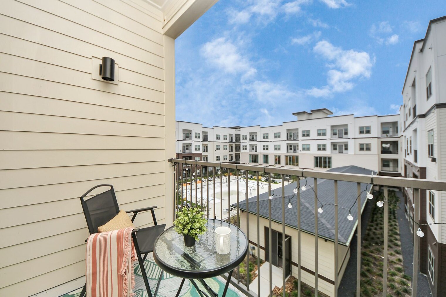 Building Photo - 18210 Park Row Blvd