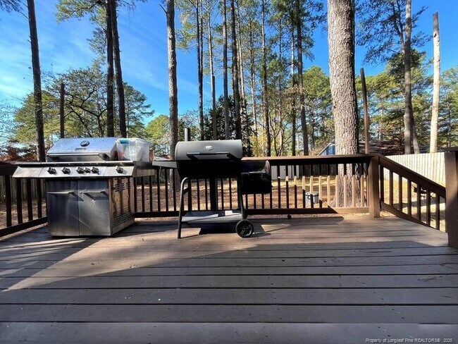 Building Photo - 627 Dowfield Dr